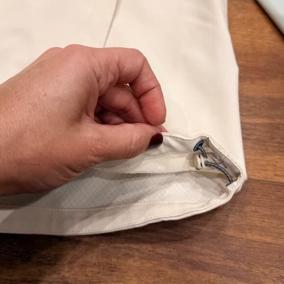 Vineyard Vines Harbor Half-Zip Hooded Windbreaker in Beige / Green Size Medium - Picture 6 of 12